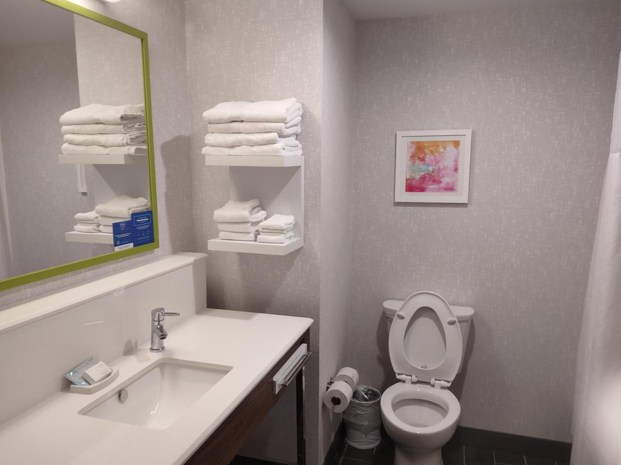 Hampton Inn & Suites Pittsburgh New Stanton Pa Экстерьер фото